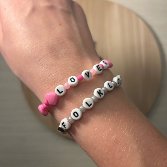 Bundle of 11 Taylor Swift Eras friendship bracelets - Picture 7 of 9